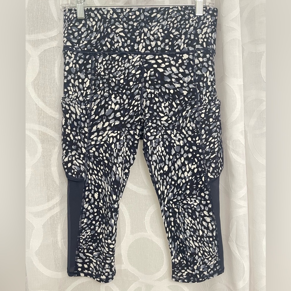 Athleta Brand Anything Crop Leggings pants NWOT